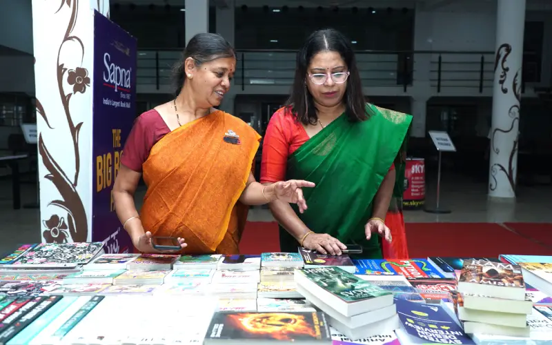 book-exbition-03