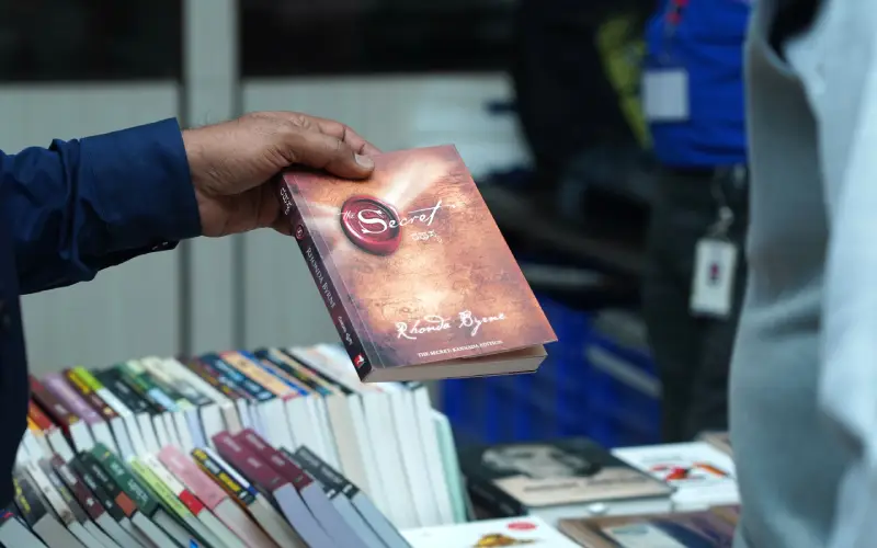 book-exbition-04